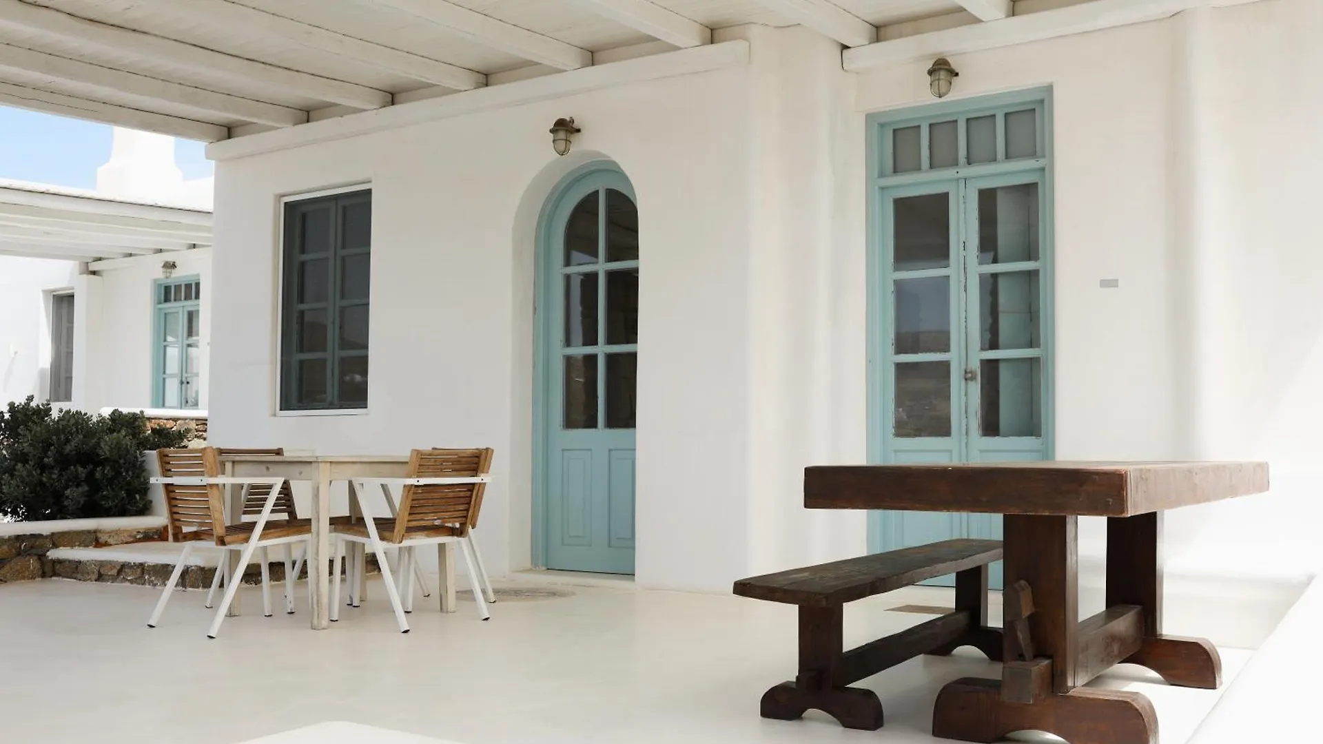 Mykonos Pantheon Aparthotel Kalo Livadi 3*,